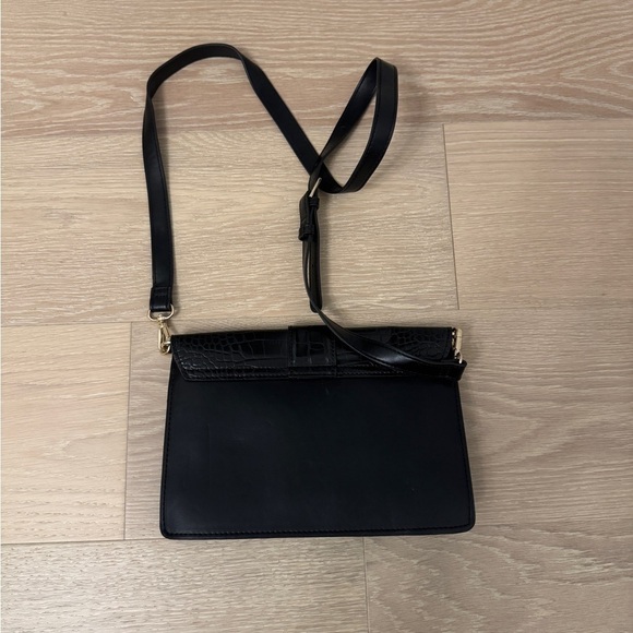 Zara Crossbody Bag - Picture 2 of 8